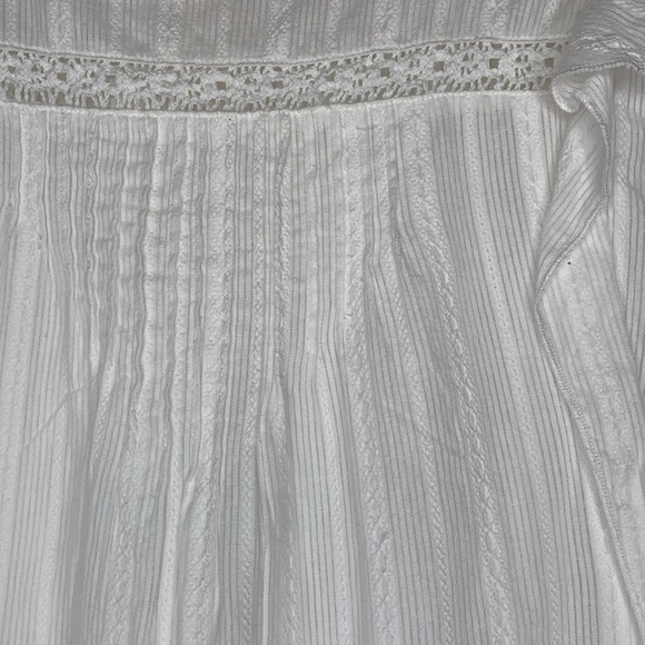 Matilda Jane Ecru Ruffled Sleeveless Blouse Lacy and Ruffles Women’s Medium - Picture 5 of 10